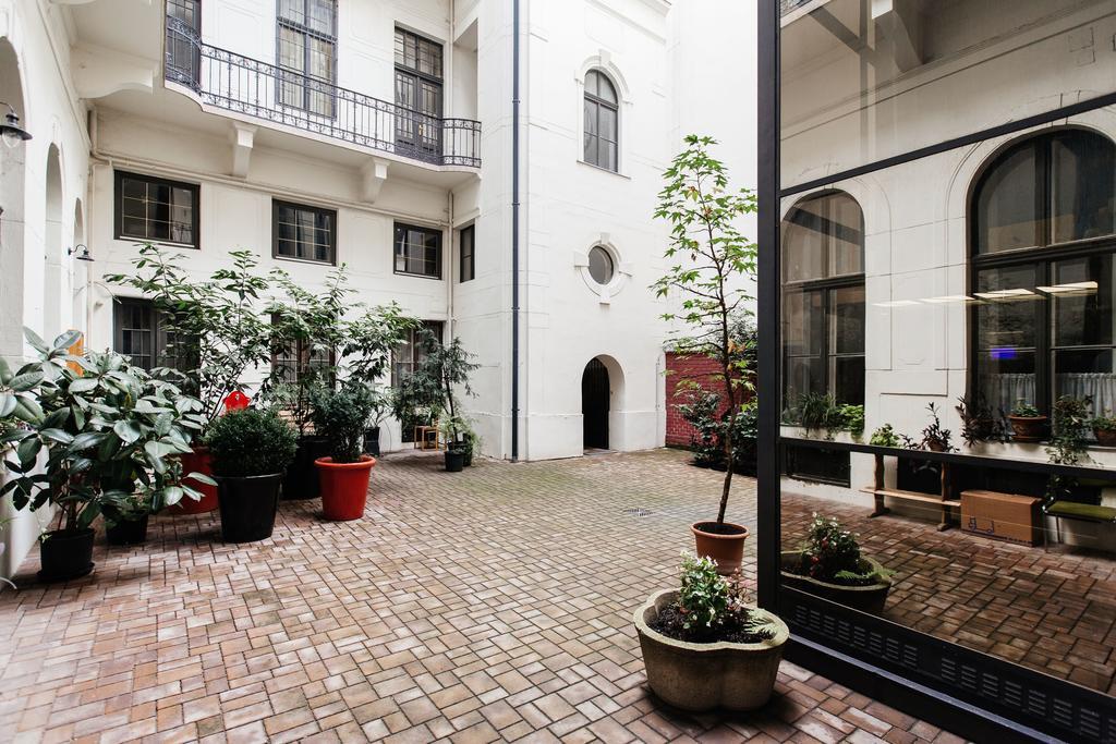 Romantic Hideaway Centertown Будапеща Екстериор снимка